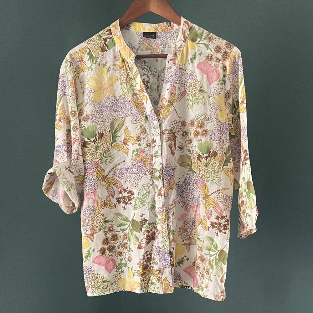 Floral Butterflies dragonflies Button-Up Blouse in Pastel Multi vintage
